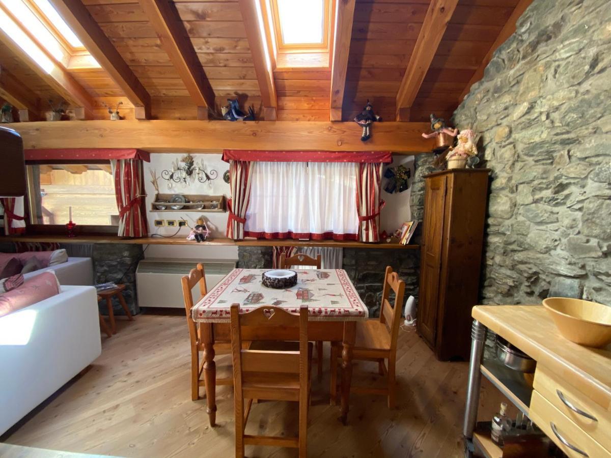 Chalet Cretaz ヴァルトゥルナンシュ エクステリア 写真