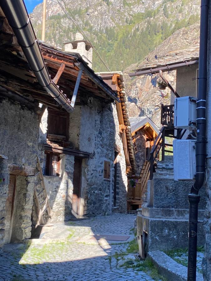 Chalet Cretaz ヴァルトゥルナンシュ エクステリア 写真