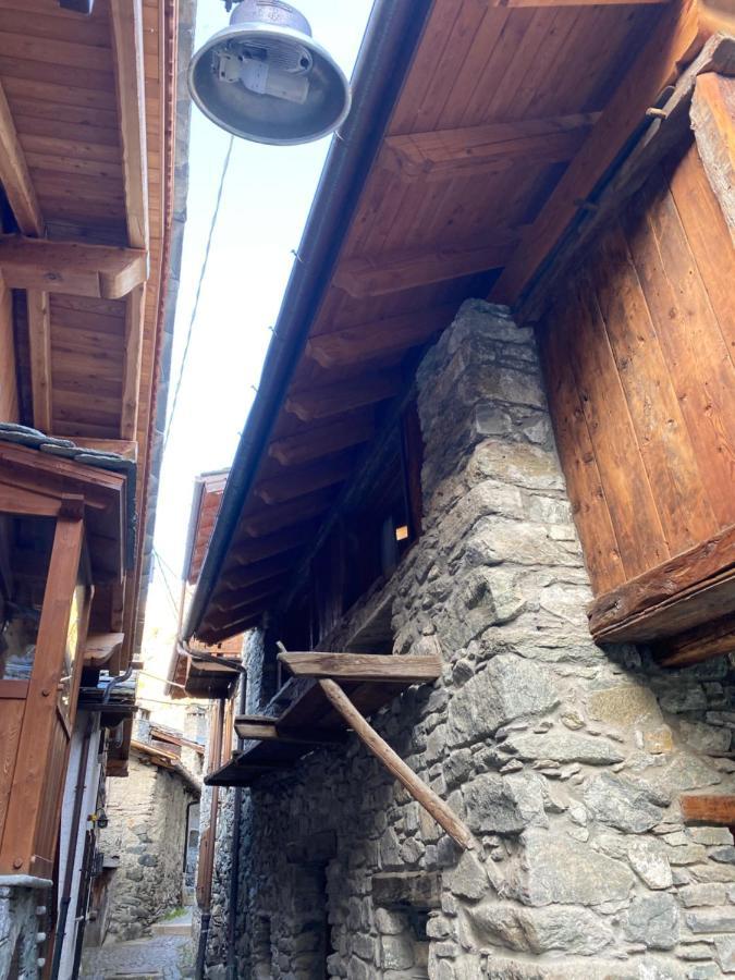 Chalet Cretaz ヴァルトゥルナンシュ エクステリア 写真